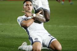 英雄联盟总决赛直播-意大利足坛球员的训练日常曝光