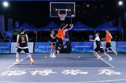 英雄联盟总决赛赛程-球队严阵以待，球员集体练习罚篮