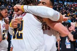 英雄联盟总决赛2025-拉沃尔杯险胜戴维斯杯，穆雷扛起全队