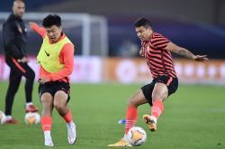 -北京中赫国安挥汗如雨，继续挑战头名宝座