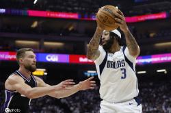 英雄联盟总决赛门票-包含马刺完胜国王，德罗赞贡献分成为全队得分王的词条