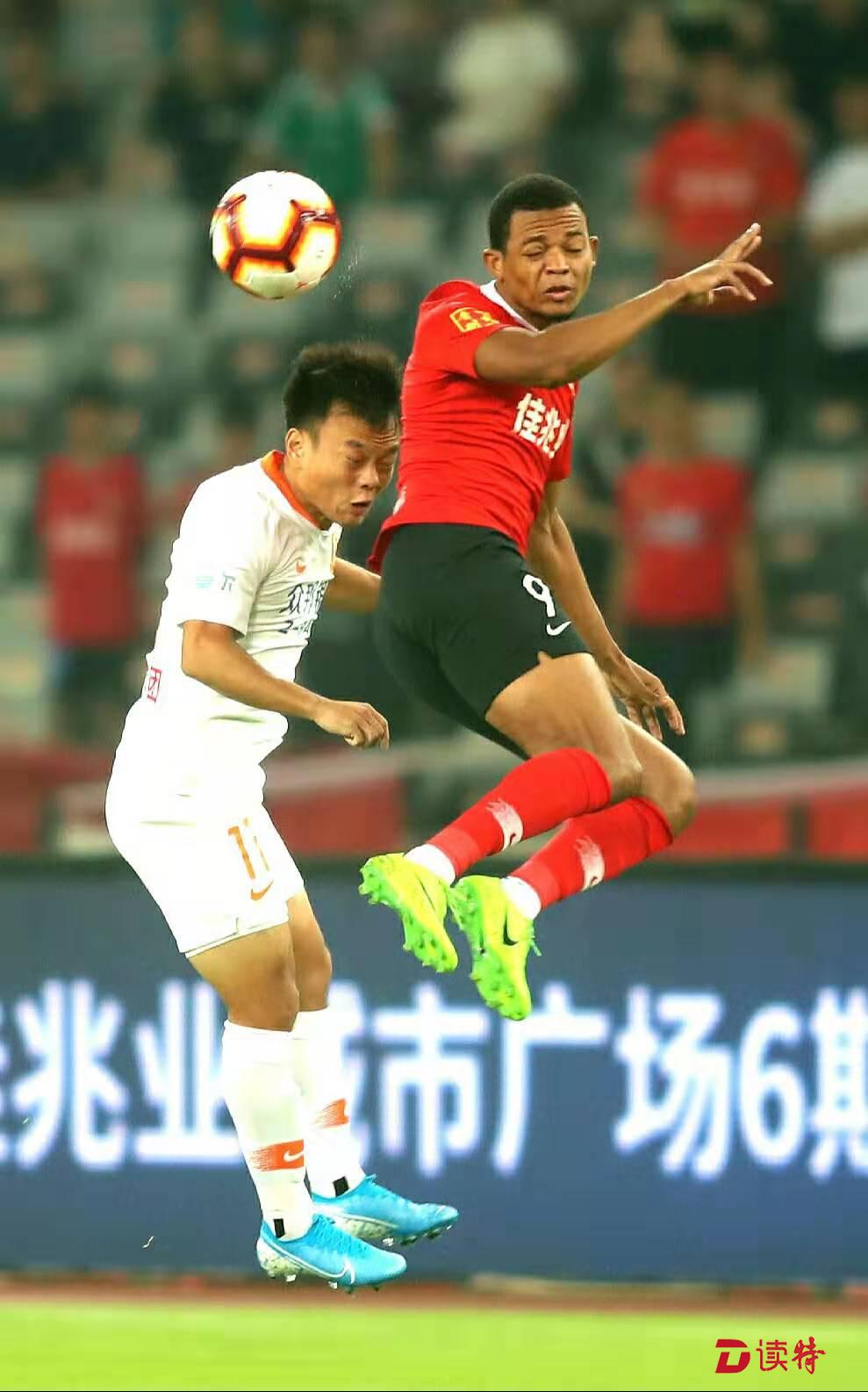 关于武汉卓尔球员全力备战下场对阵，决胜关键战的信息