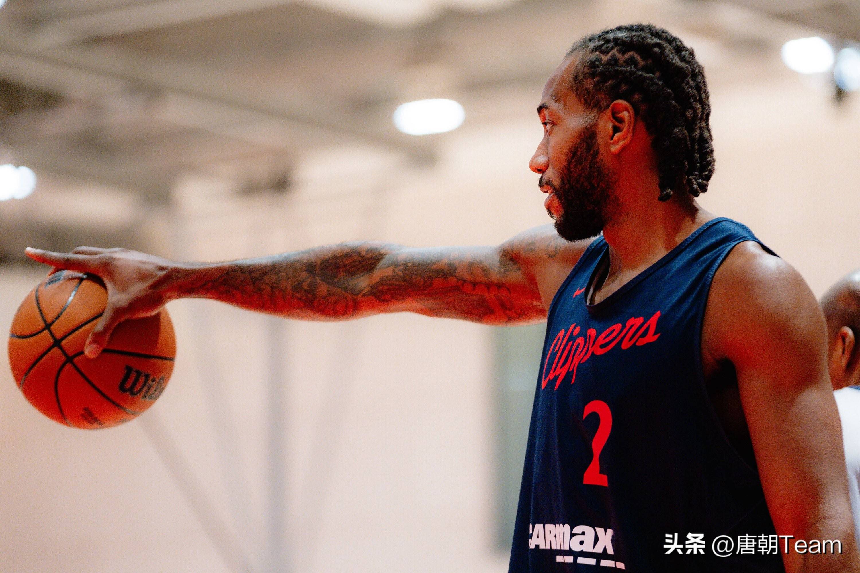 快船球员迎来复出,球队士气大振 快船球员迎来复出,球队士气大振