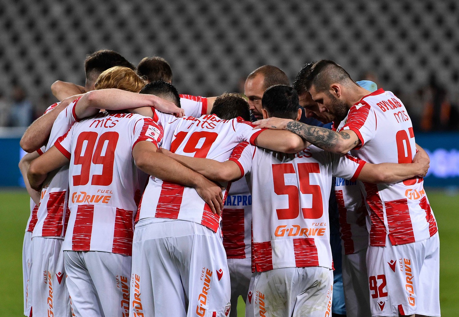 贝尔格莱德红星队在国际比赛中取得进展