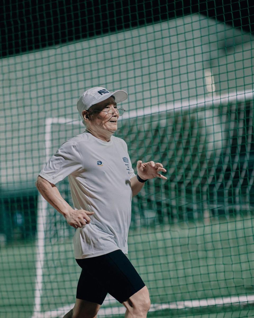 关于田径场外新闻不断，话题热度爆表的信息