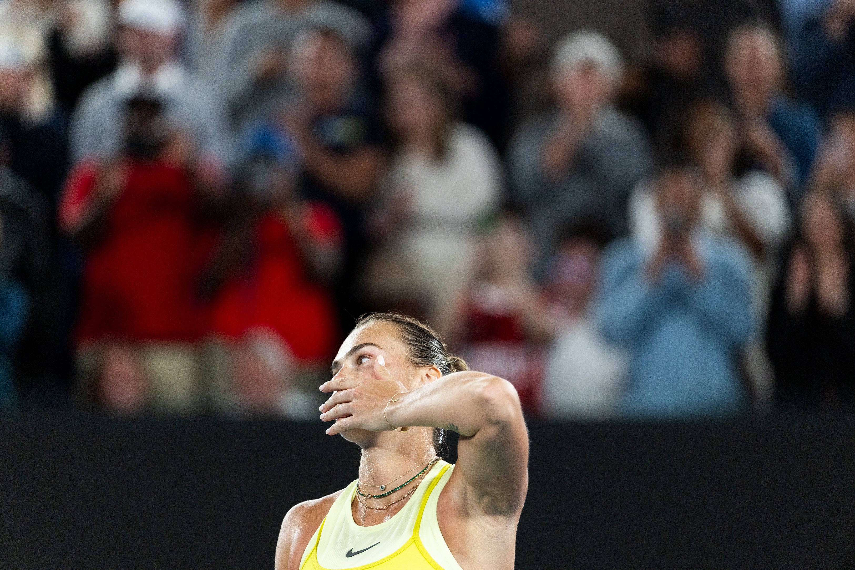 连胜势头难挡！网球豪取十连胜的简单介绍