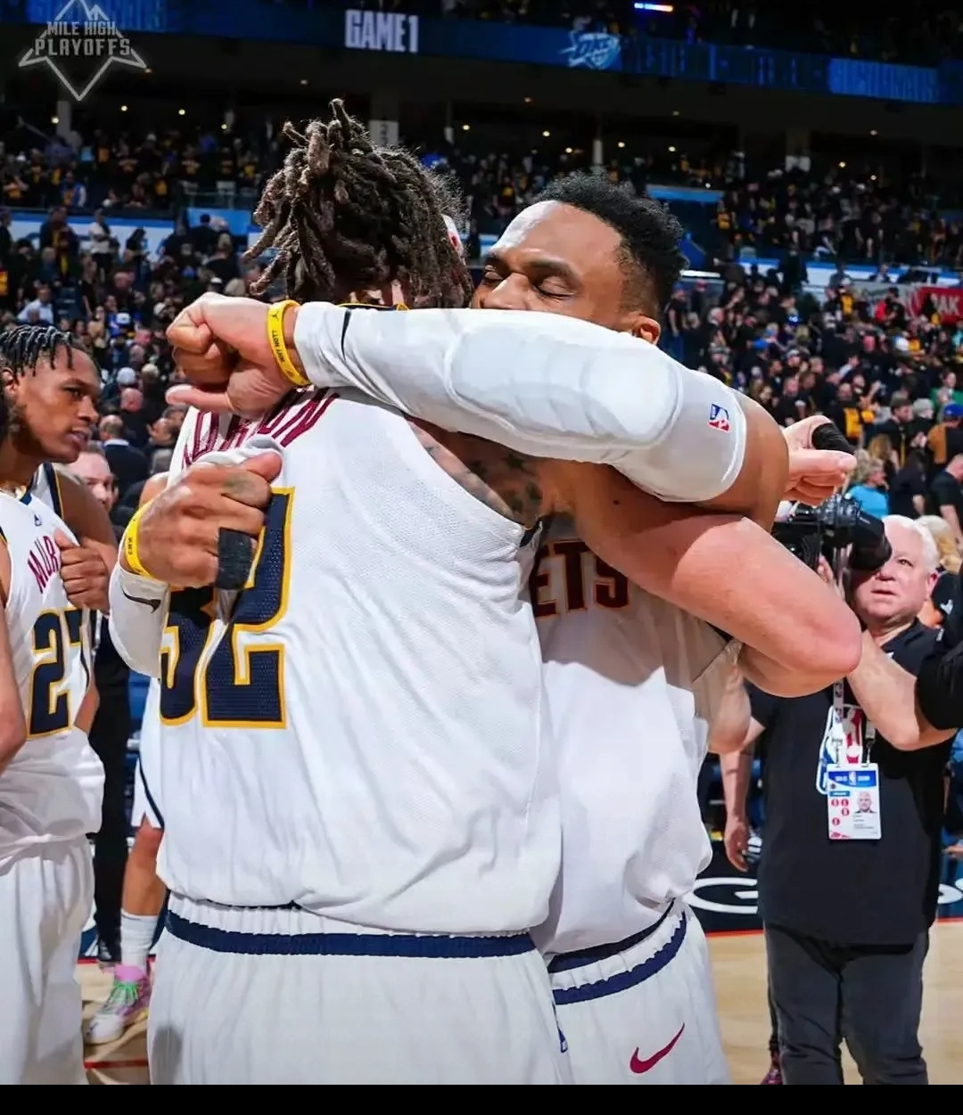 拉沃尔杯险胜戴维斯杯，穆雷扛起全队