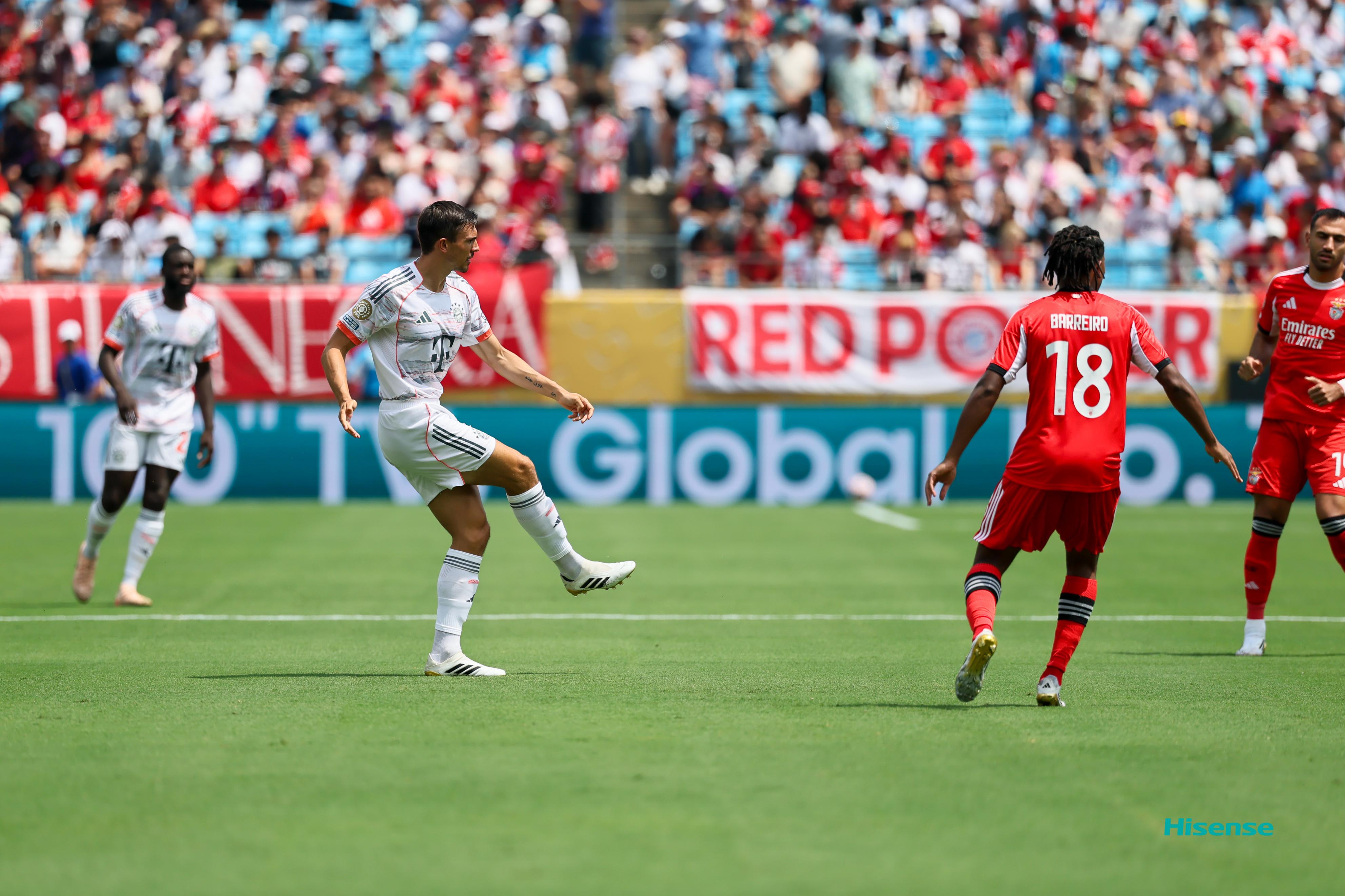 巴黎碾压拜仁，卡拉斯科高光表现