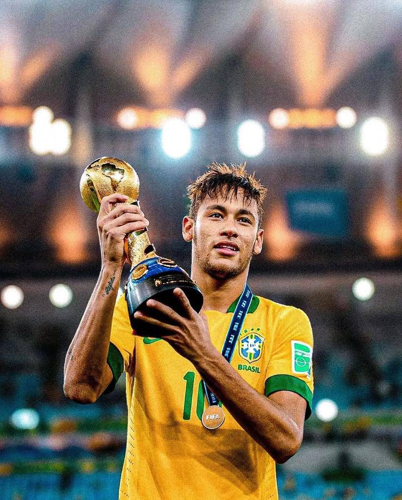 克罗地亚逆转AC米兰，内马尔刷新纪录