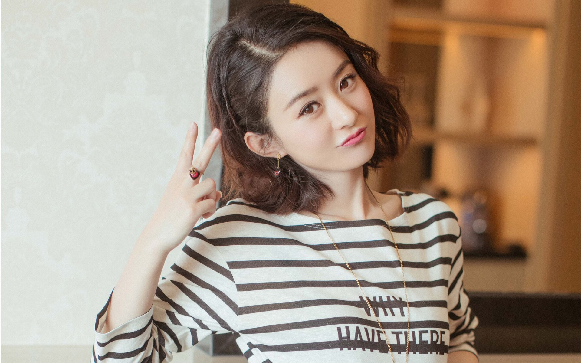 克莱佛光普照丹佛!致命三分如手术刀,火箭掀翻卫冕冠军迎蜕变之夜