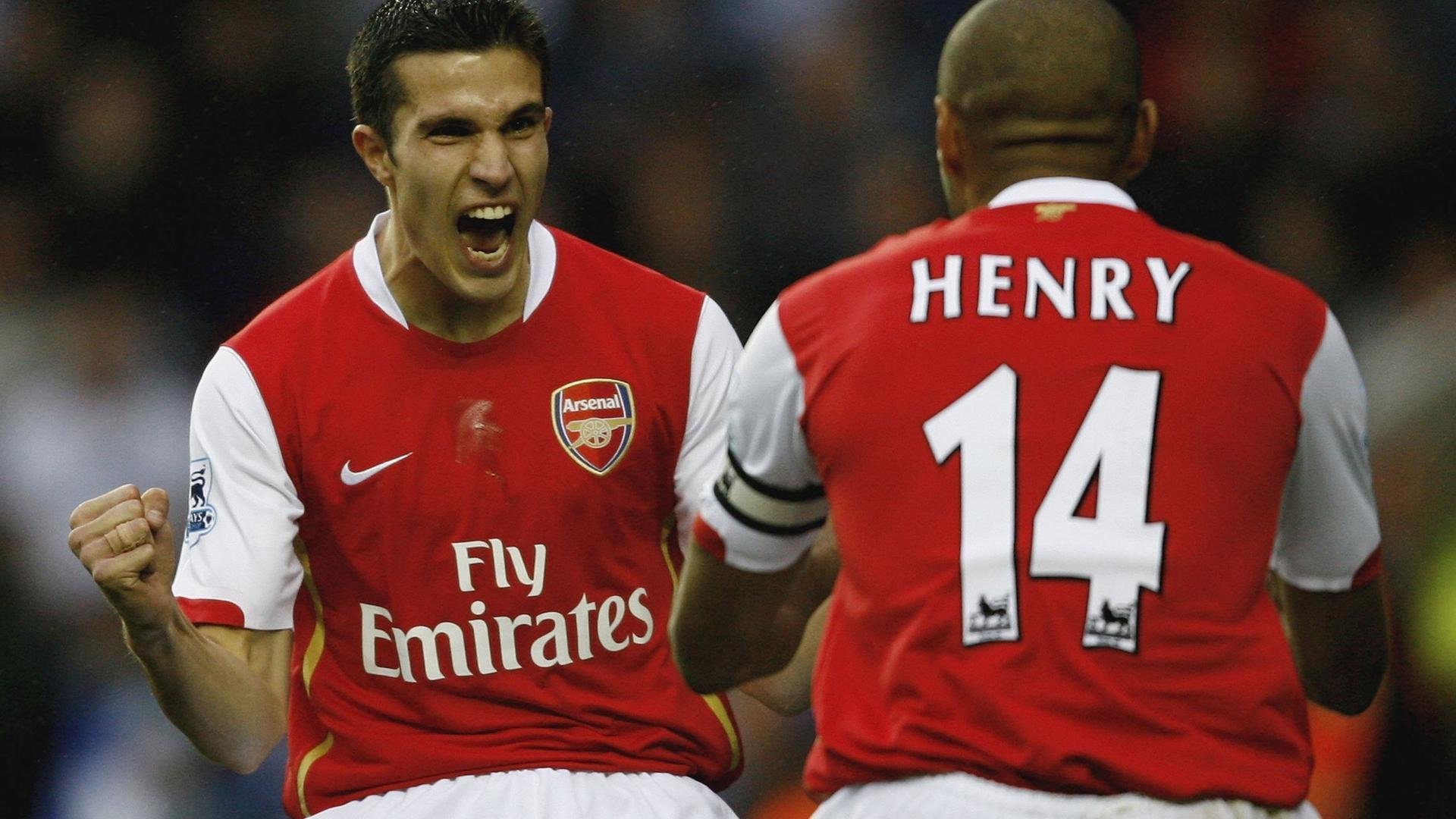 里昂与墨西哥，这场欧冠决赛的横空出世，为何至今仍是足球史上最奇特命题？