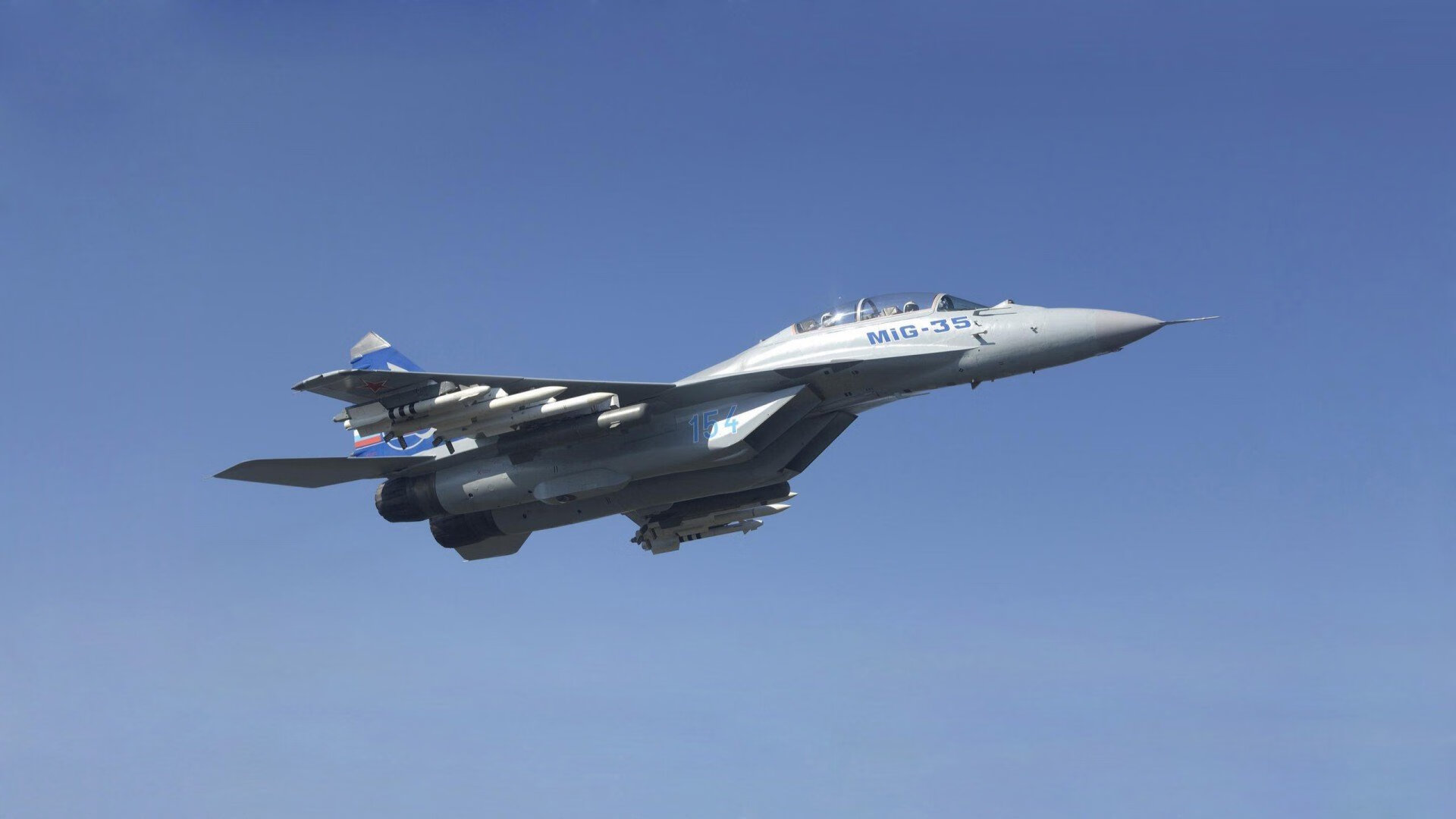 横跨非洲与欧洲的守护神，奥纳纳在喀麦隆对阵毕尔巴鄂的关键回合不手软